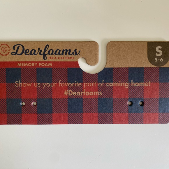 Dearfoams Memory Foam Pink Slippers - Picture 7 of 8